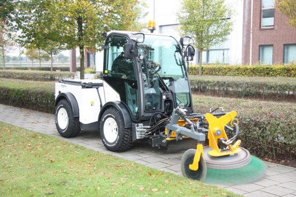 best road sweeper near me